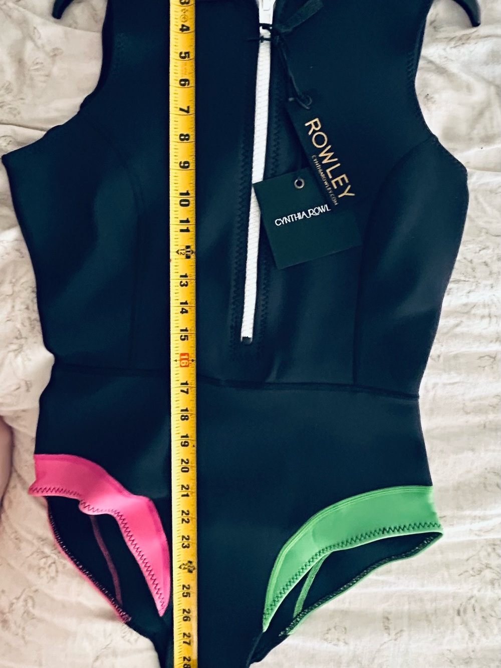 BRAND NEW NWT Cynthia Rowley Byron Sleeveless 2mm Wetsuit Black Multi XL - Picture 7 of 7